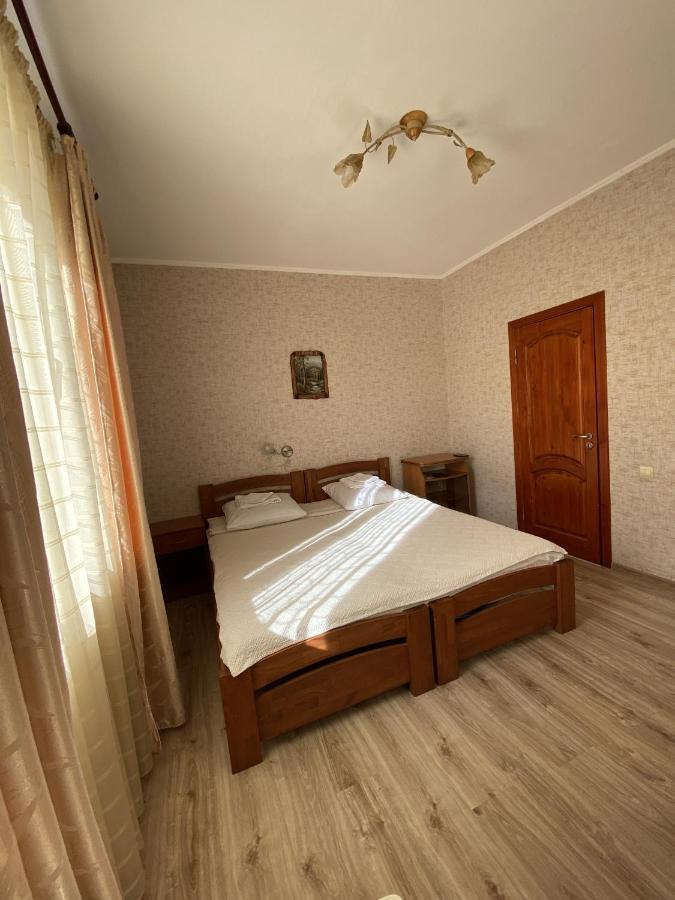 Edelweiss Hotel Polyana  Buitenkant foto