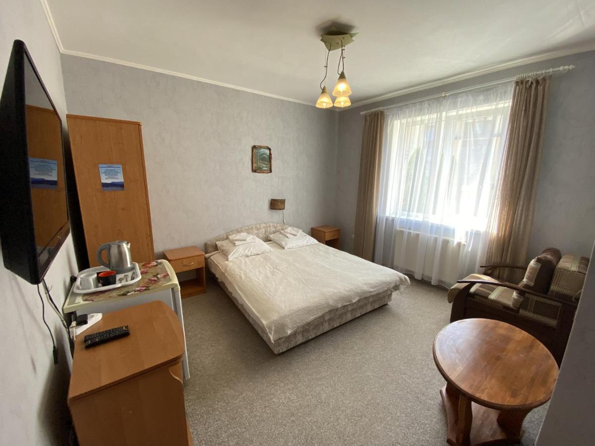 Edelweiss Hotel Polyana  Buitenkant foto