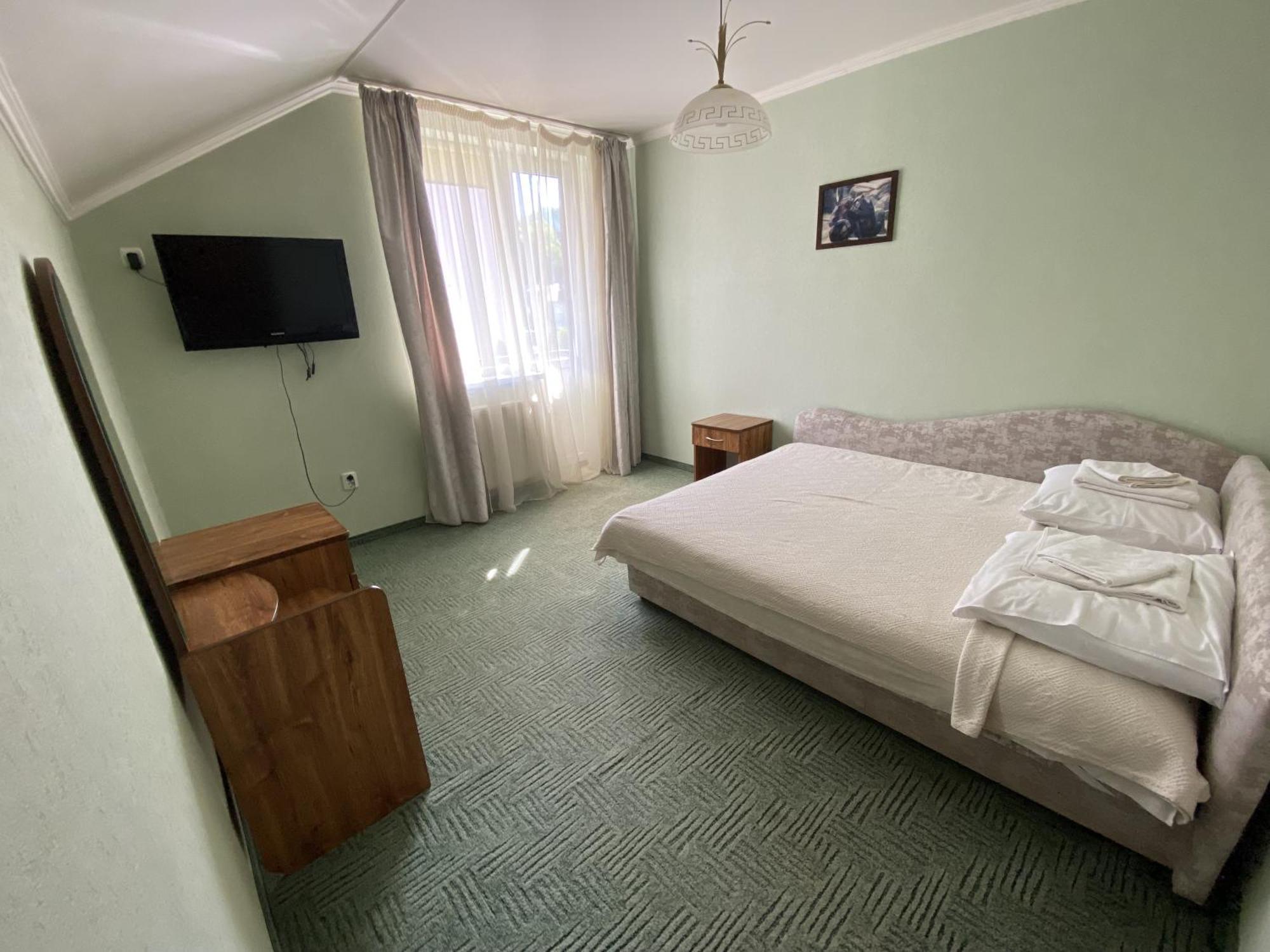 Edelweiss Hotel Polyana  Buitenkant foto